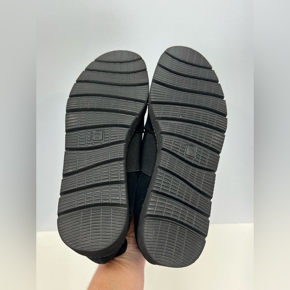 VANELI Black suede ZELIA slip on shoes with stud detail size 9.5N. - Picture 6 of 6